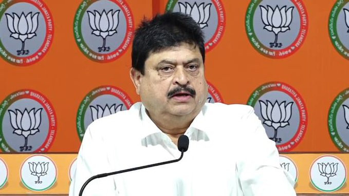Why permission denied for Pawan Kalyans meeting asks TG BJP Chief Ramchander rao 