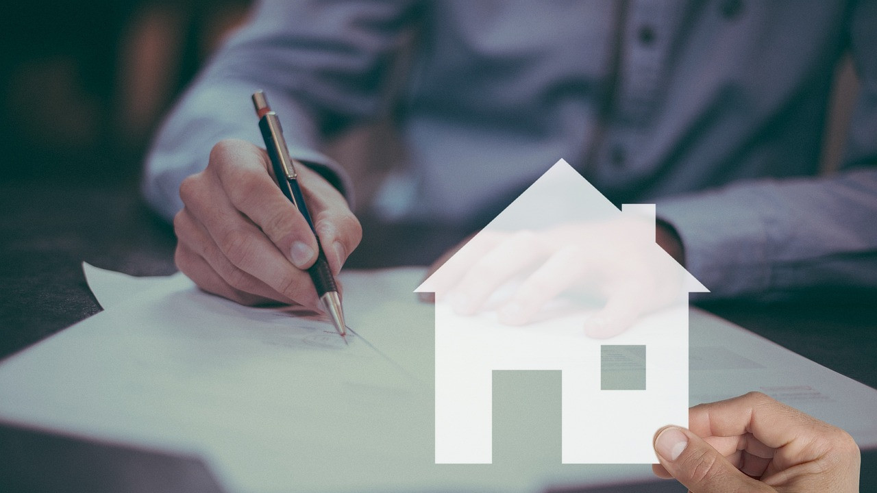 How much EMI ideal for housing loan