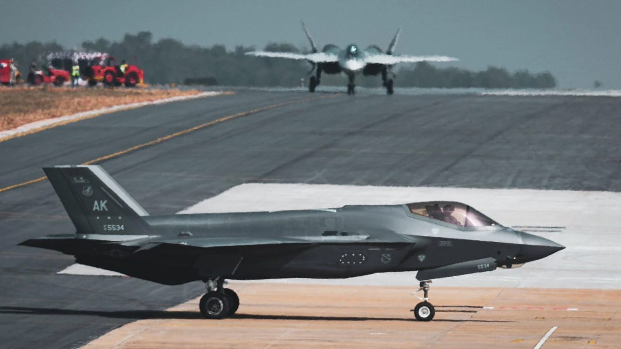 Vladimir Putin offers Su-57 stealth fighters to India with bumper deal