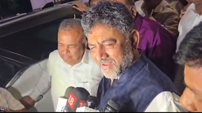 Ramalinga Reddy withdraws resignation after midnight high drama in Karnataka