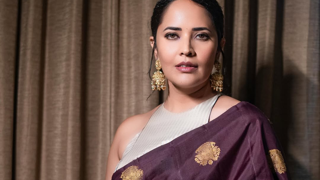 Anasuya Bharadwaj comments on link between cinema and social incidents