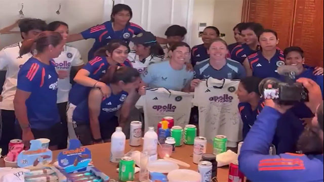 Team India wins hearts at Lords with emotional farewell to England legends