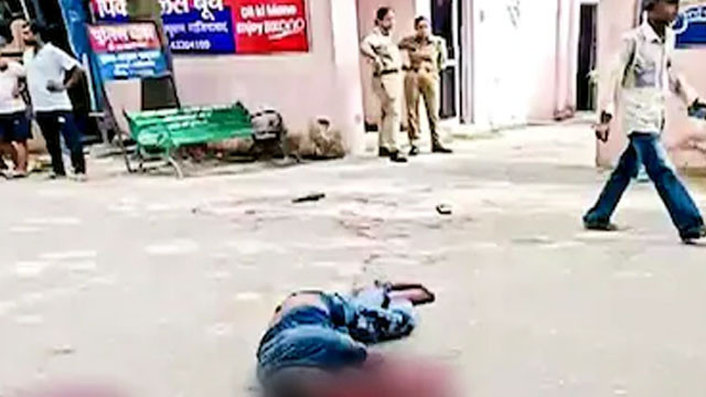 Rajkumar dies in front of police pink booth after 40 minutes of bleeding for help