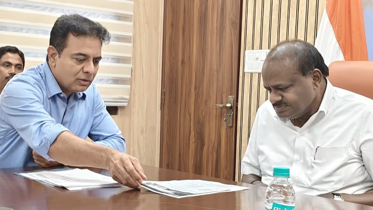 KTR meets Union Minister Kumaraswamy with a key request for Adilabad CCI