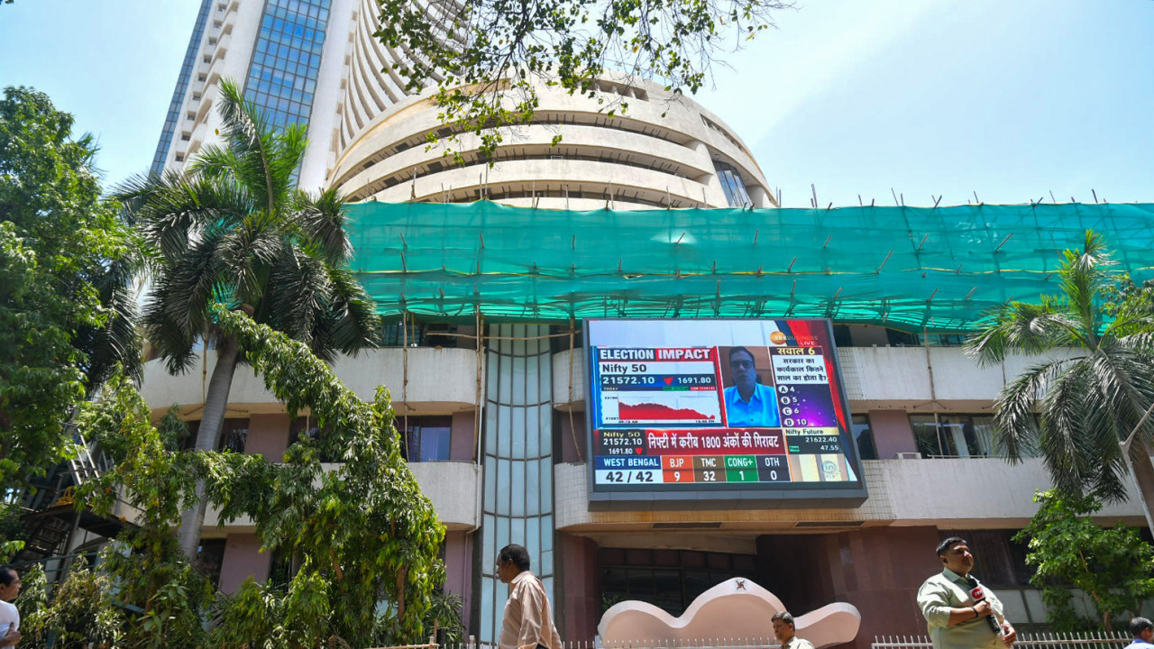 Sensex Nifty end higher in volatile trade led by banking financial stocks