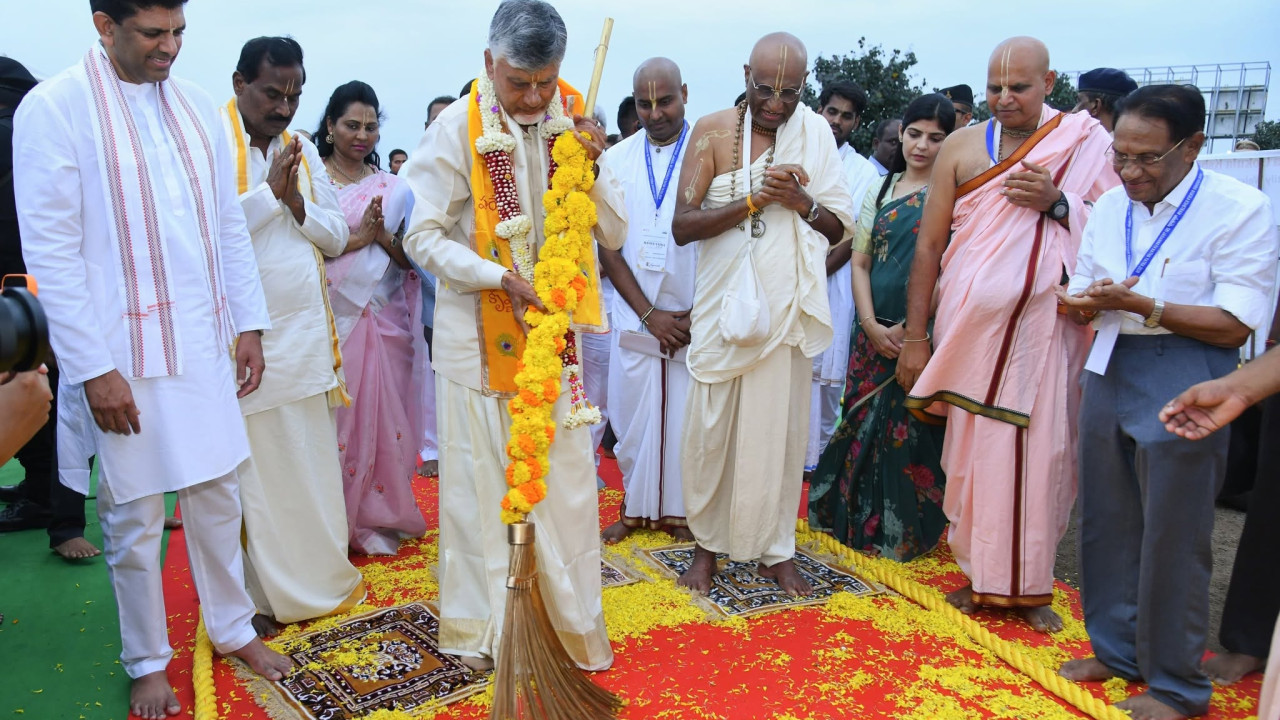 Chandrababu Naidu sweeps with golden broom at Amaravati Jagannath Rath Yatra