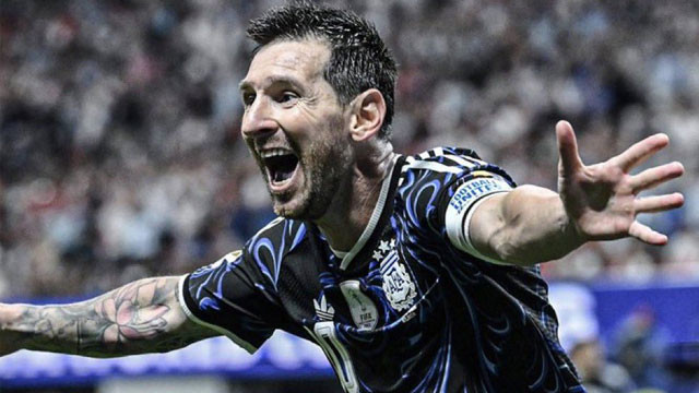 Messi is the greatest in history Argentina coach says Lionel is greater than Ronaldo