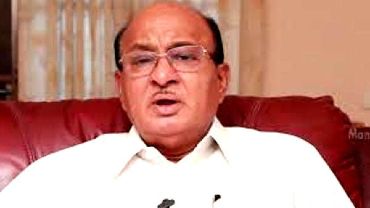 Ambati Rambabu slammed by Gorantla Butchaiah Chowdhury for behavior at Mudragada funeral