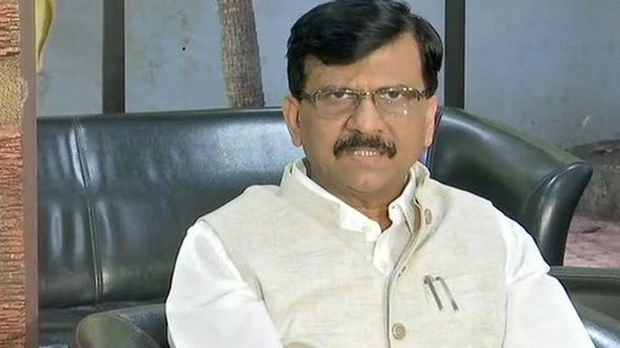 Devendra Fadnavis will resign from CM post soon says Sanjay Raut