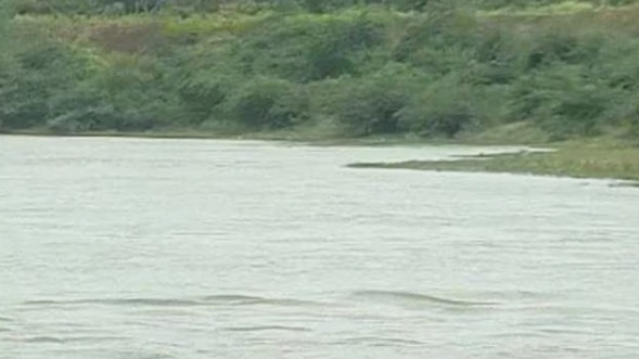 Tragedy in AP Five tribal women missing in Godavari river while fishing