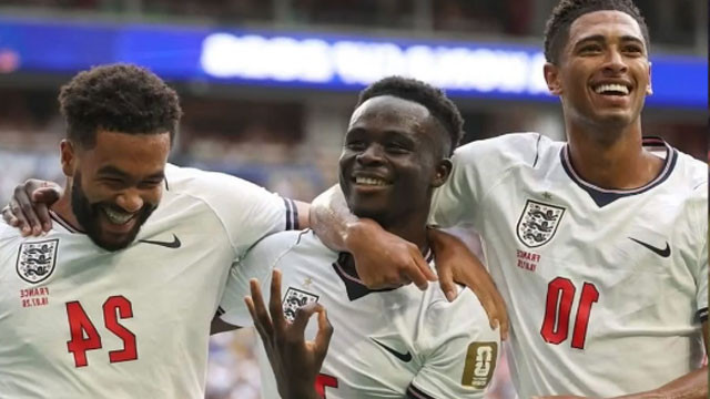 10 goal thriller in FIFA World Cup England thrashes France