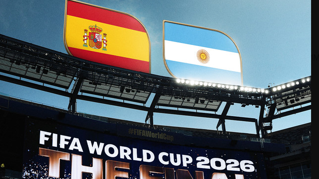 Argentina attacking or Spain defense FIFA World Cup Final starts soon