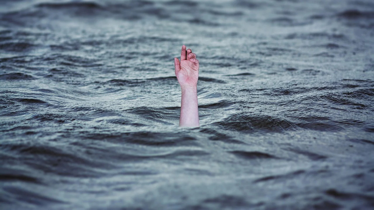 Tragedy at Odalarevu Beach Three youths drown in the sea