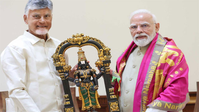 Chandrababu Naidu meets PM Modi and invites him for Bhogapuram Airport inauguration