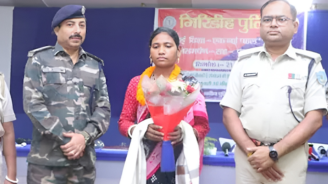 Anita Kisku surrenders citing violence and harassment in Maoist organization