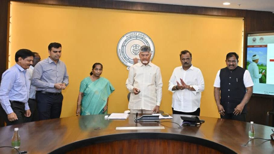Chandrababu Naidu launches Blockchain to check land fraud and ensure tamper proof records