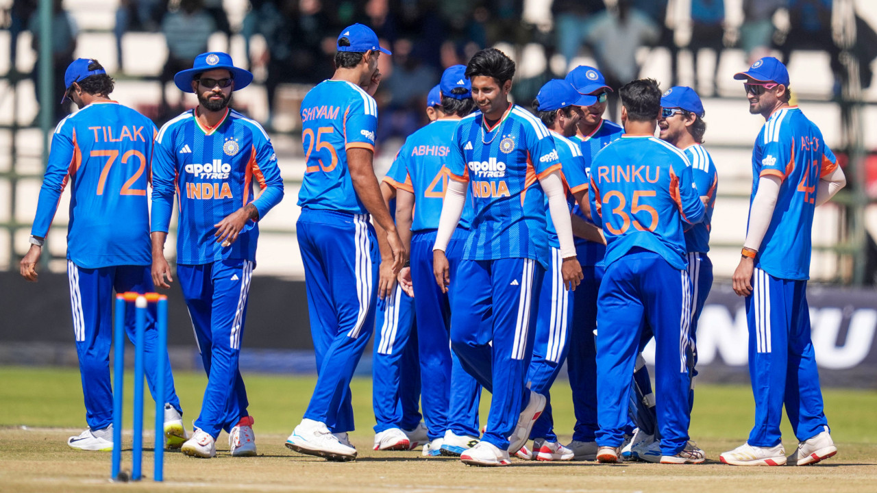 Team India bowlers restrict Zimbabwe in the first T20 match