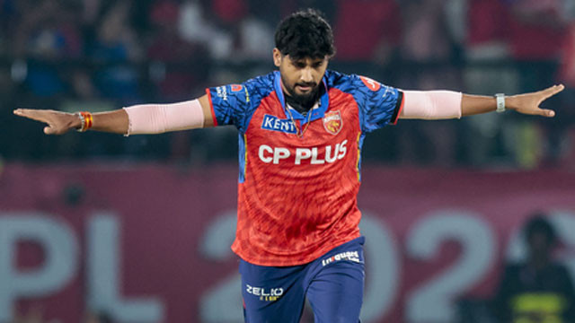Goal is to pick wickets and win games for India just like Bumrah: Yash Thakur