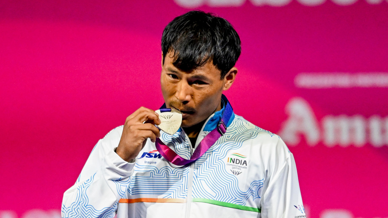 Commonwealth Games India wins silver in weightlifting as Rishikanta sets Snatch record