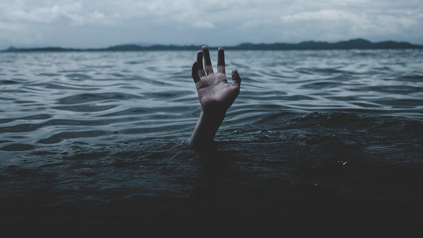 Tragedy in Sriram Sagar Project four youths died while swimming