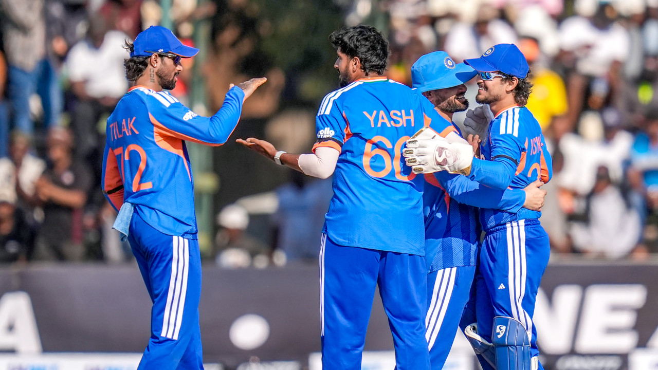India Cricket Team wins third T20 and clean sweeps Zimbabwe series