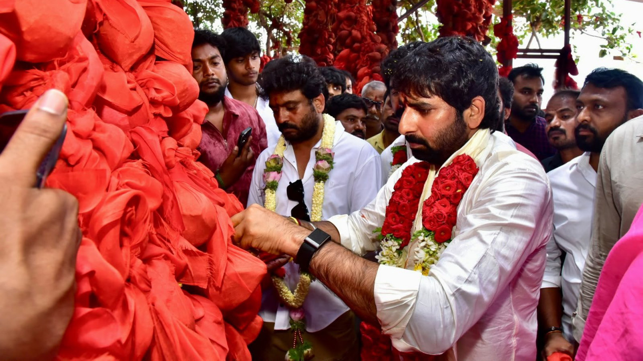 Director performs special prayers for Balakrishna see photos