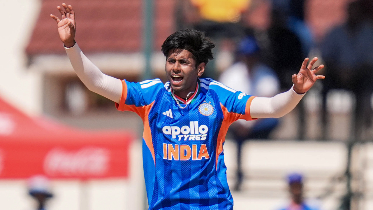 3rd T20I: Mayank picks 3-29 as India beat Zimbabwe by 35 runs, complete 3-0 sweep