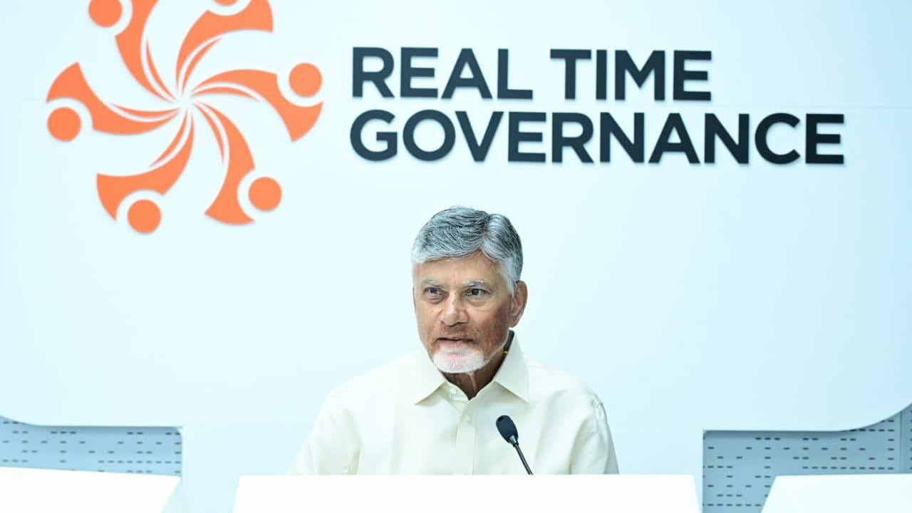 Chandrababu Naidu orders officials to create awareness among farmers on El Nino