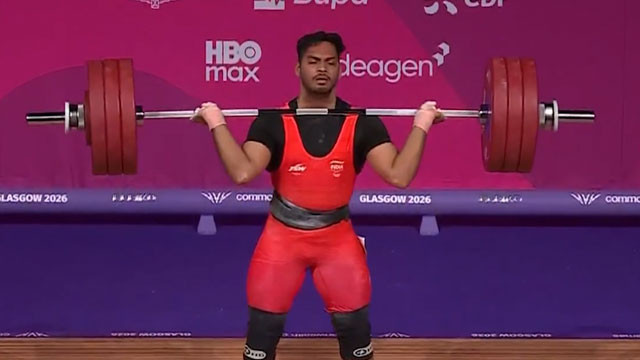 Son turns father bronze into silver Andhra Pradesh boy miracle in Commonwealth Games