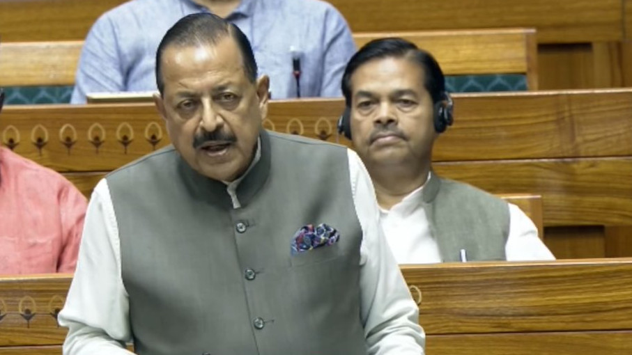 Strict law to prevent paper leaks with fine up to 10 crore