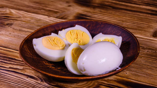 How many eggs should you eat daily do you know these facts