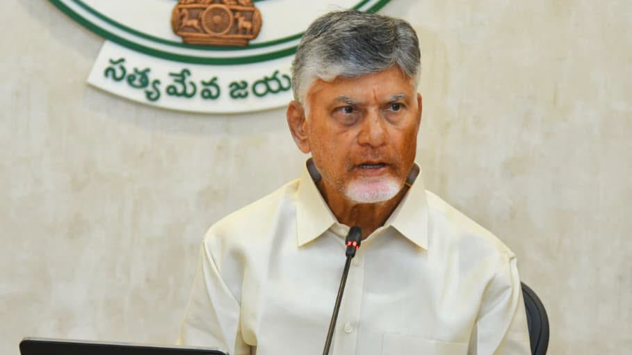 CM Chandrababu Naidu consoles former PM HD Deve Gowda