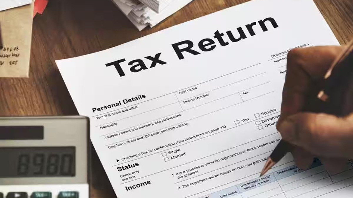 ITR filing deadline tomorrow penalty of 5000 rupees if delayed