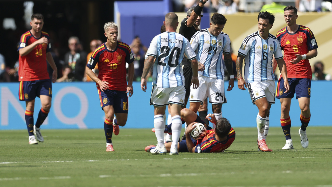 FIFA investigates Argentina FA, players over alleged World Cup violations