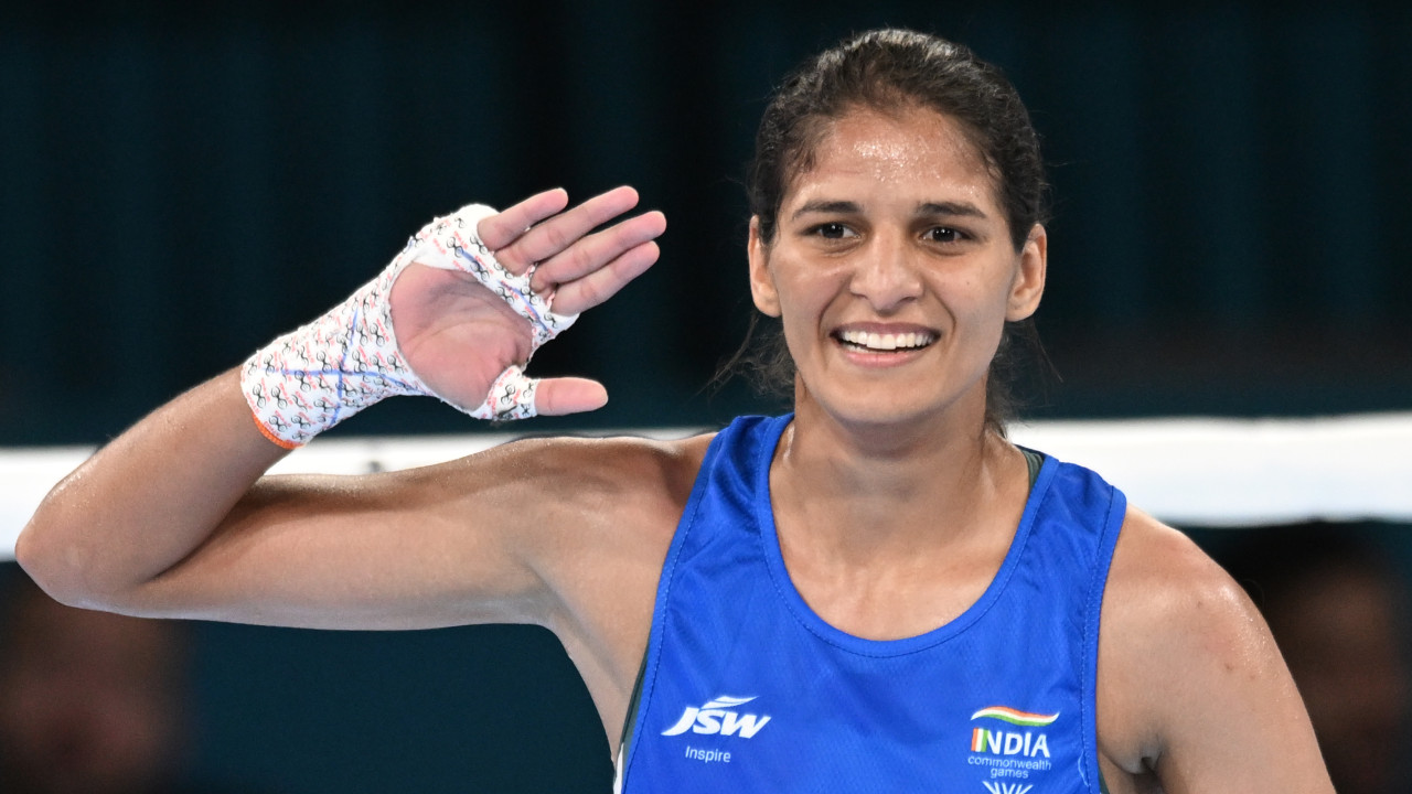 India shines at Commonwealth Games with two more gold medals today
