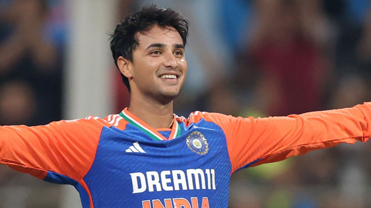 Abhishek Sharma Mass Hitting 233 Runs in 91 Balls with 25 Sixes