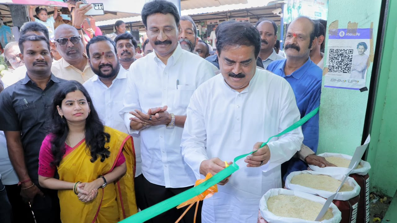 Nadendla Manohar launches low cost rice sales in AP