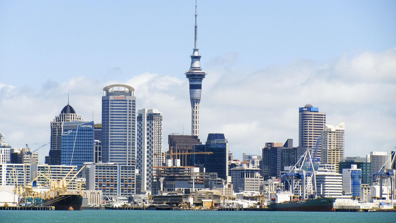New Zealand makes English official language as opposition mocks why it is needed when England does not have it
