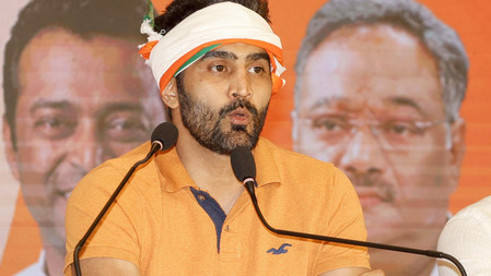 Rise above politics: Vijender Singh questions Rahul Gandhi's silence on India's CWG performance