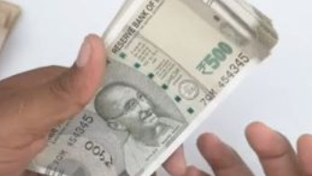Roblox game addiction 8th grade student loses 42000 rupees