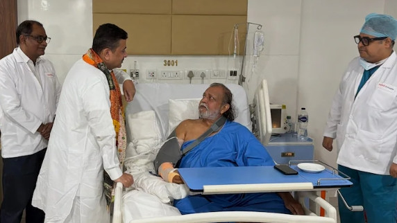 Mithun Chakraborty surgery in Kolkata hospital Suvendu Adhikari visits