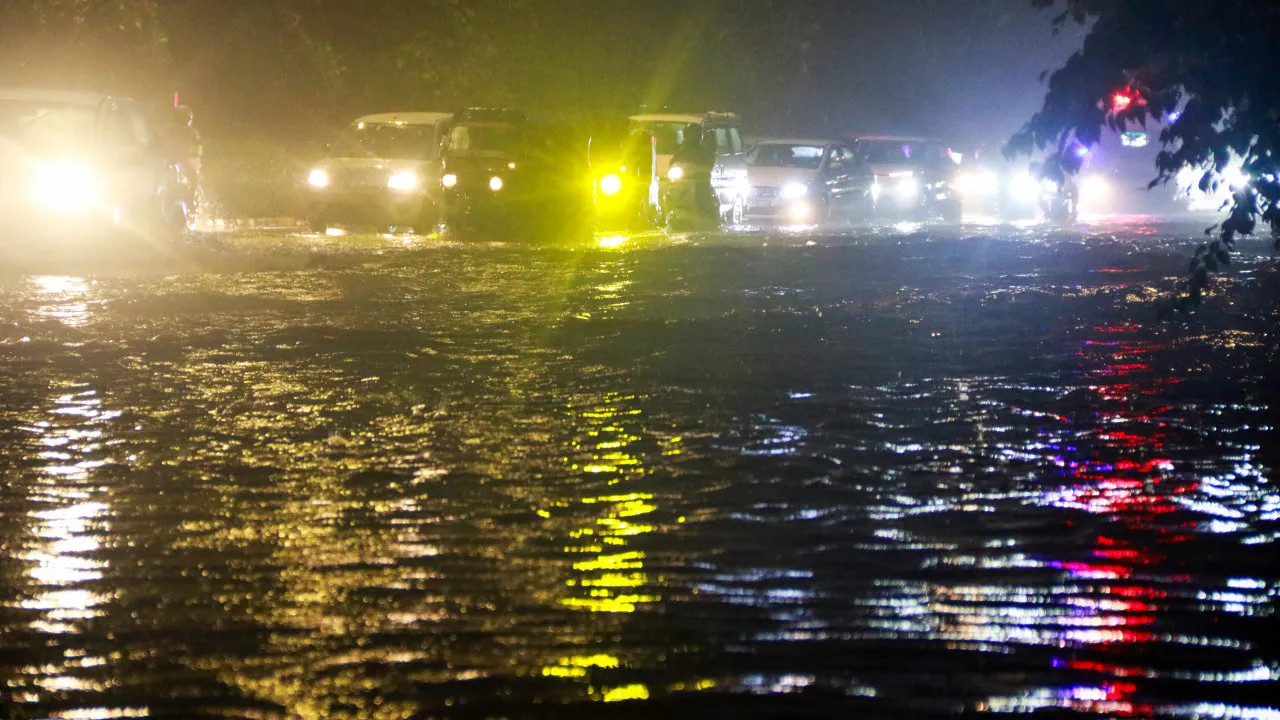Delhi Heavy Rain Havoc Life Comes to a Standstill