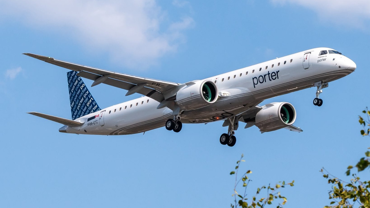 Porter Airlines flight canceled as child refuses to wear seatbelt