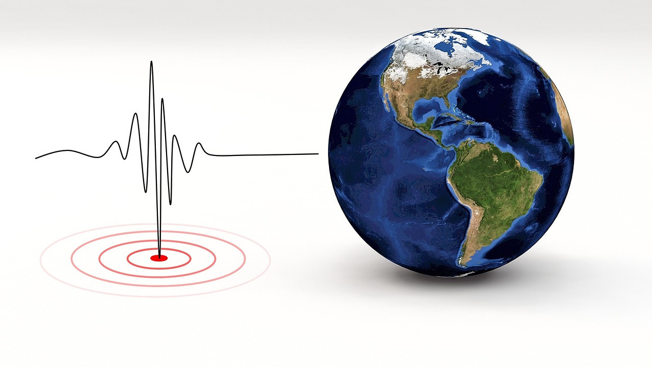 Massive earthquake shakes Colombia 69 dead