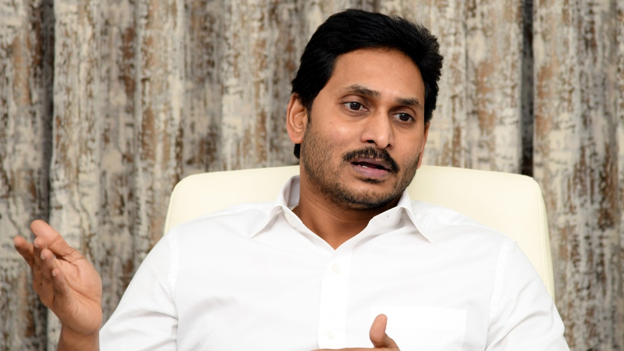 Jagan Mohan Reddy to visit Virupakshi tomorrow