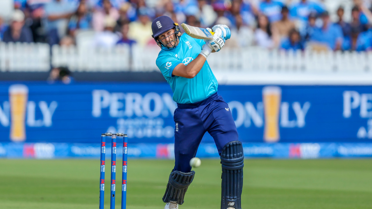 Root scraps curfew for Test series against Pakistan, urges England players to 'be adults'