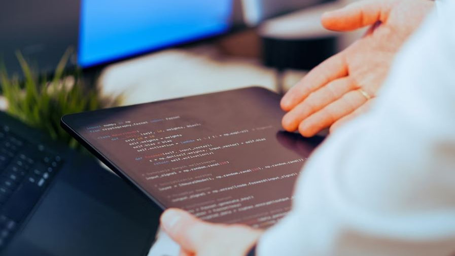 IIT Dharwad offers one year AI course with free hostel food and stipend