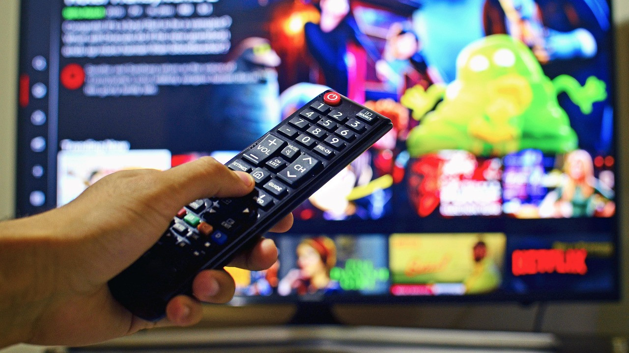 Central Government lifts 12 minute limit on TV advertisements
