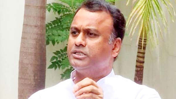 Komatireddy Rajagopal Reddy says I did not criticize Congress leaders