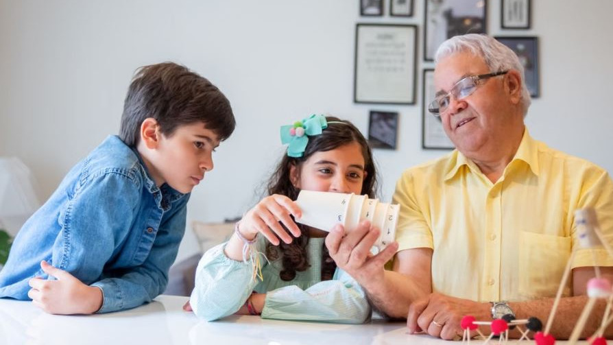 Grandparents storytelling benefits for children 3 things science says